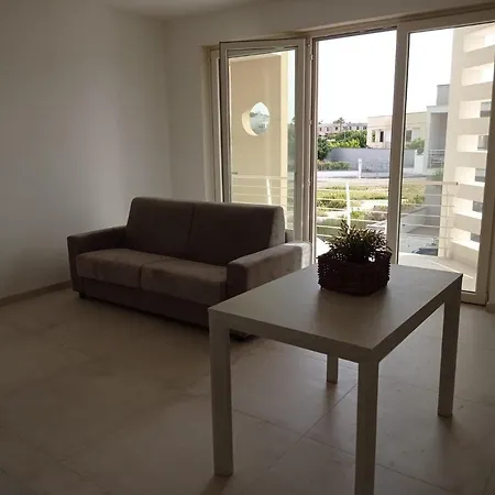 Gelsimori Apartmán *